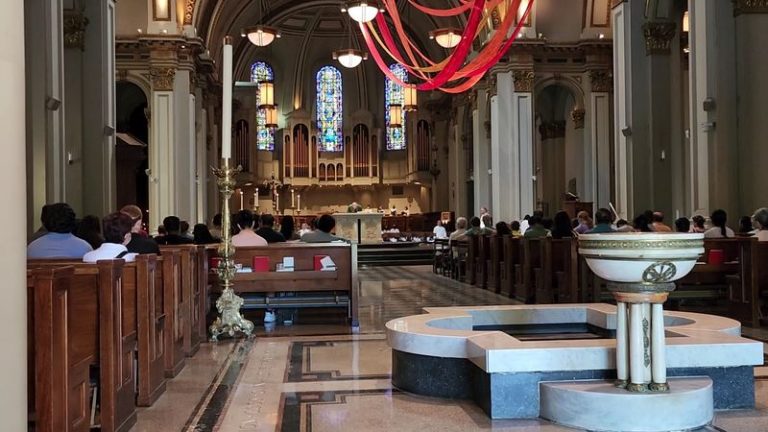 A Stunning Oculus, Sacred Relics, And A Shrine Hide Inside This Historic Washington Cathedral