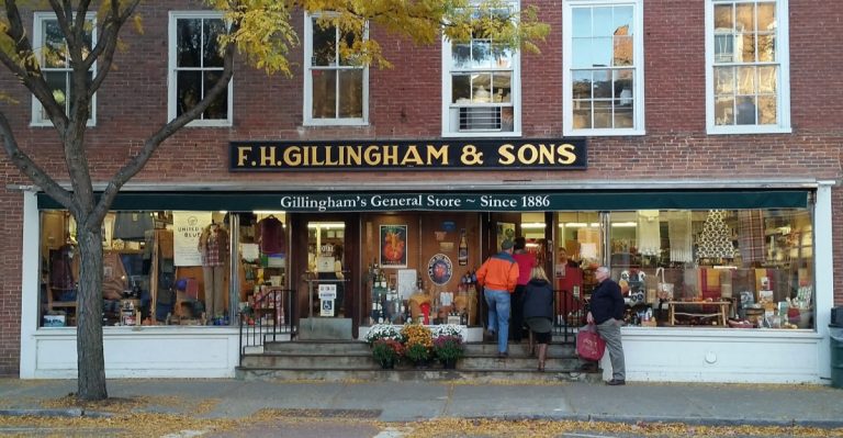 This Old-Fashioned Vermont Country Store Still Sells The Kind Of Local Goods Supermarkets Can’t Replicate