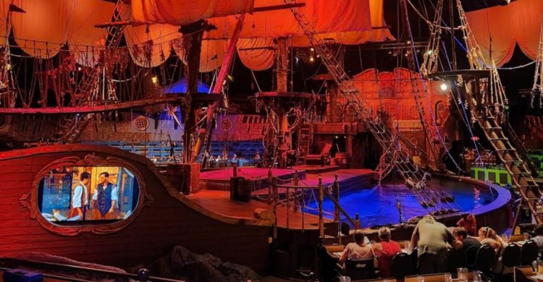 This California Restaurant Makes You Feel Like You Are In Pirates Of The Caribbean