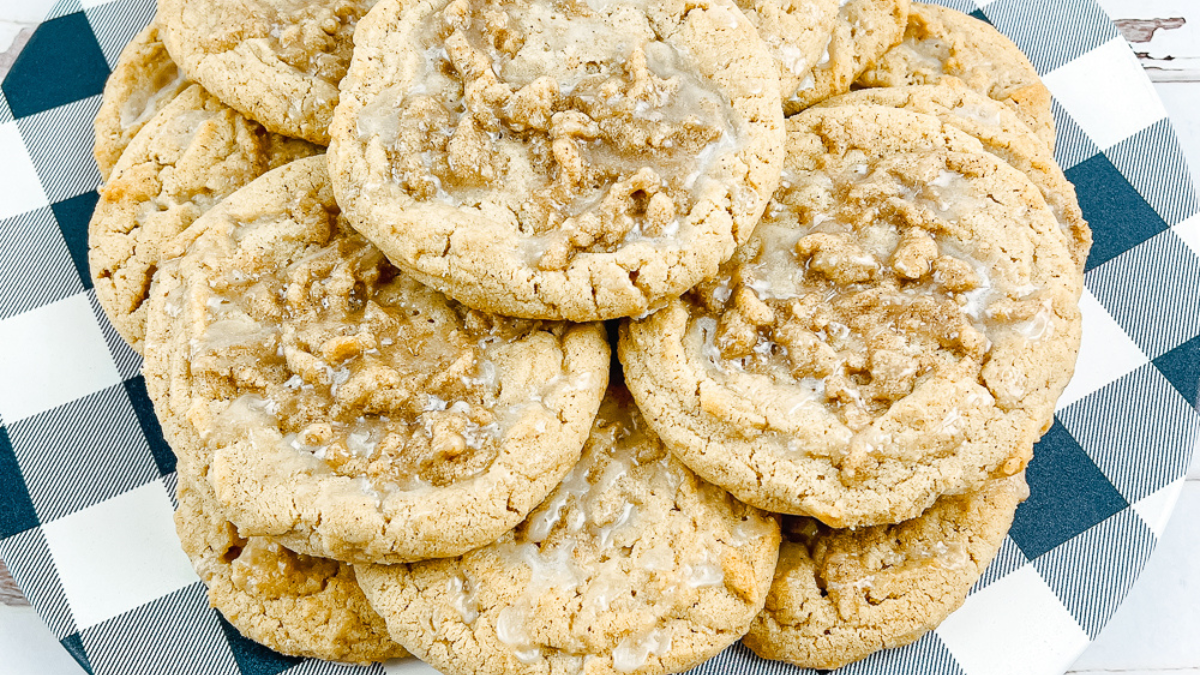 Gilmore Girls Coffee Cake Cookies Ever After in the Woods