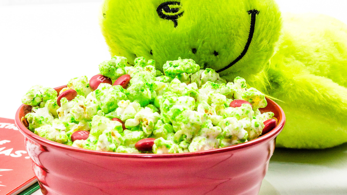 Grinch Popcorn Recipe - Sweet Cs Designs