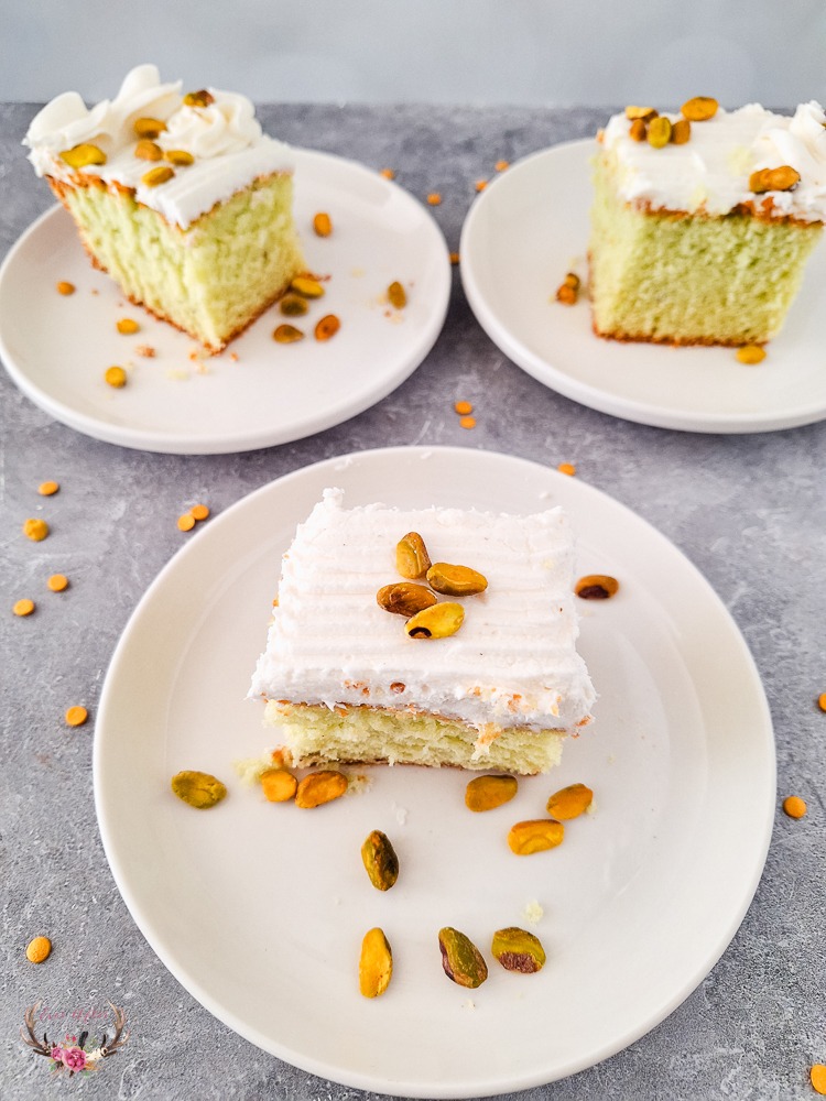 pistachio cake