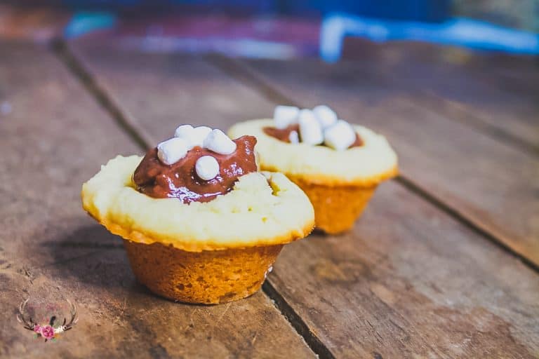 hot chocolate cookie cups