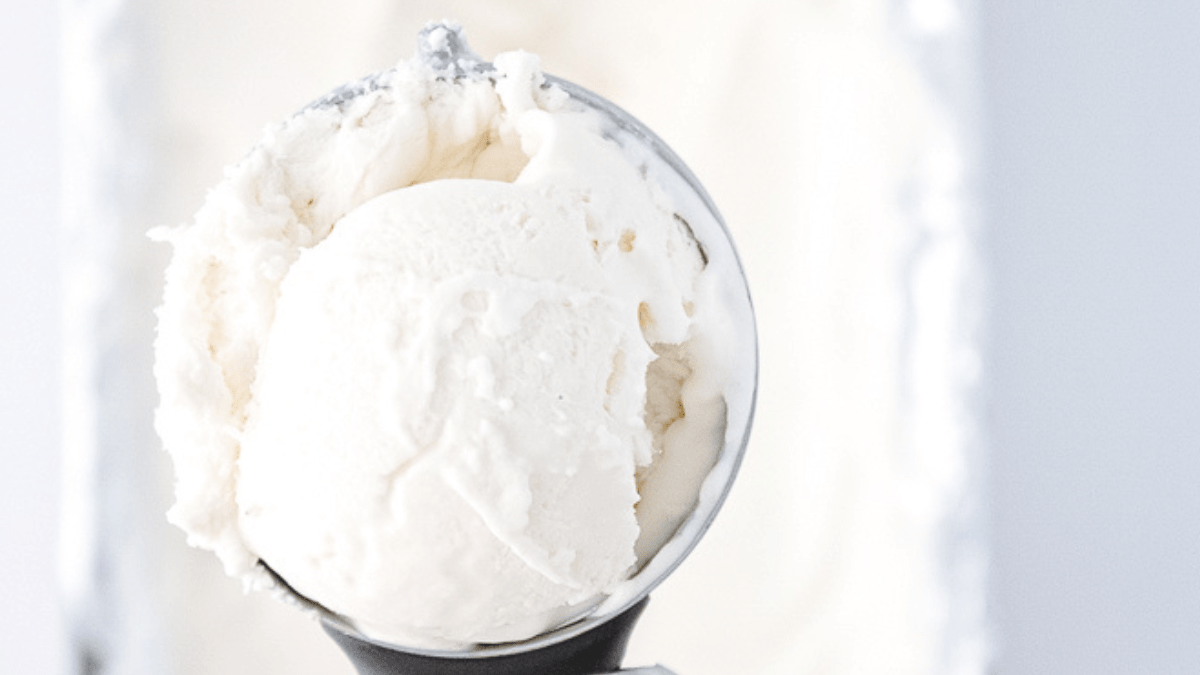 Easy Homemade Vanilla Ice Cream - Ever After in the Woods