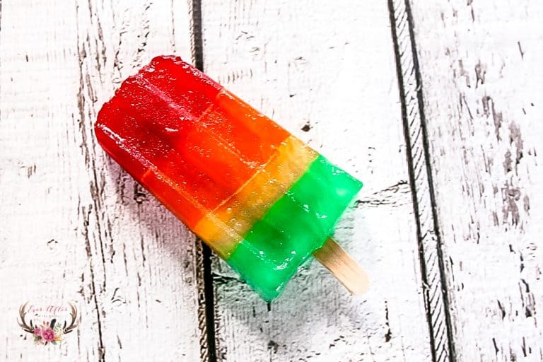 We have been anxiously waiting for the release of Trolls Worldwide to have these yummy Rainbow Ice Pops. The colors in these ice pops remind me of the different music genres in Trolls Worldwide