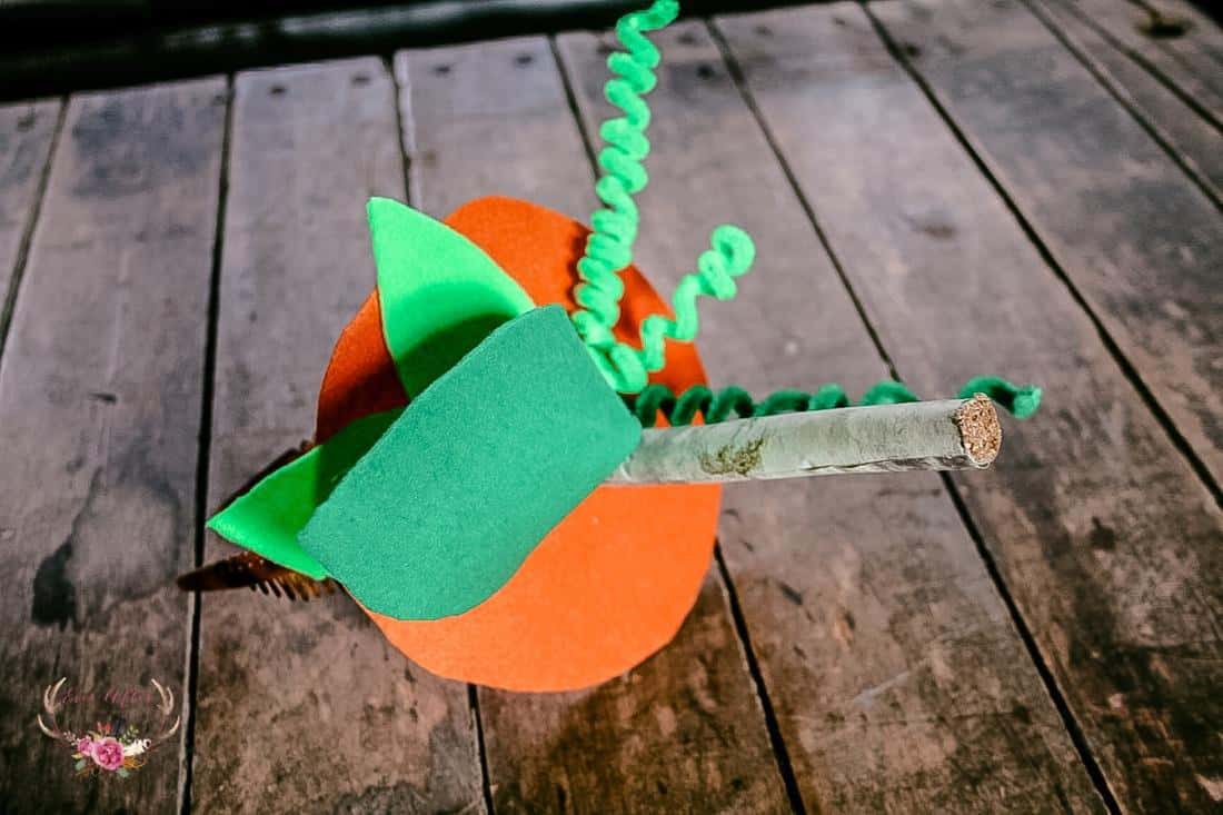 Craft a pumpkin topper headband