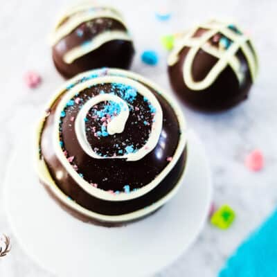 lucky charms hot cocoa bombs