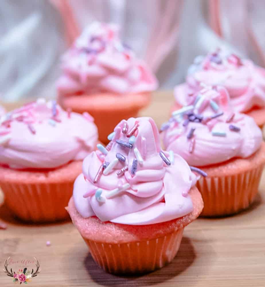 Pink Champagne Cupcakes Perfect for dessert for Awards Night