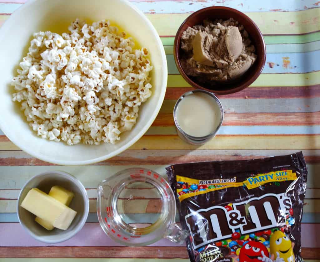 omemade-popcorn-balls