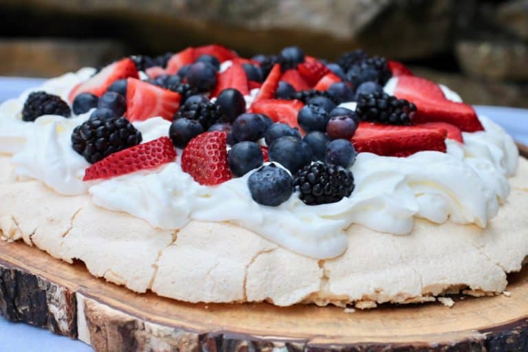 how to make a pavlova shell
