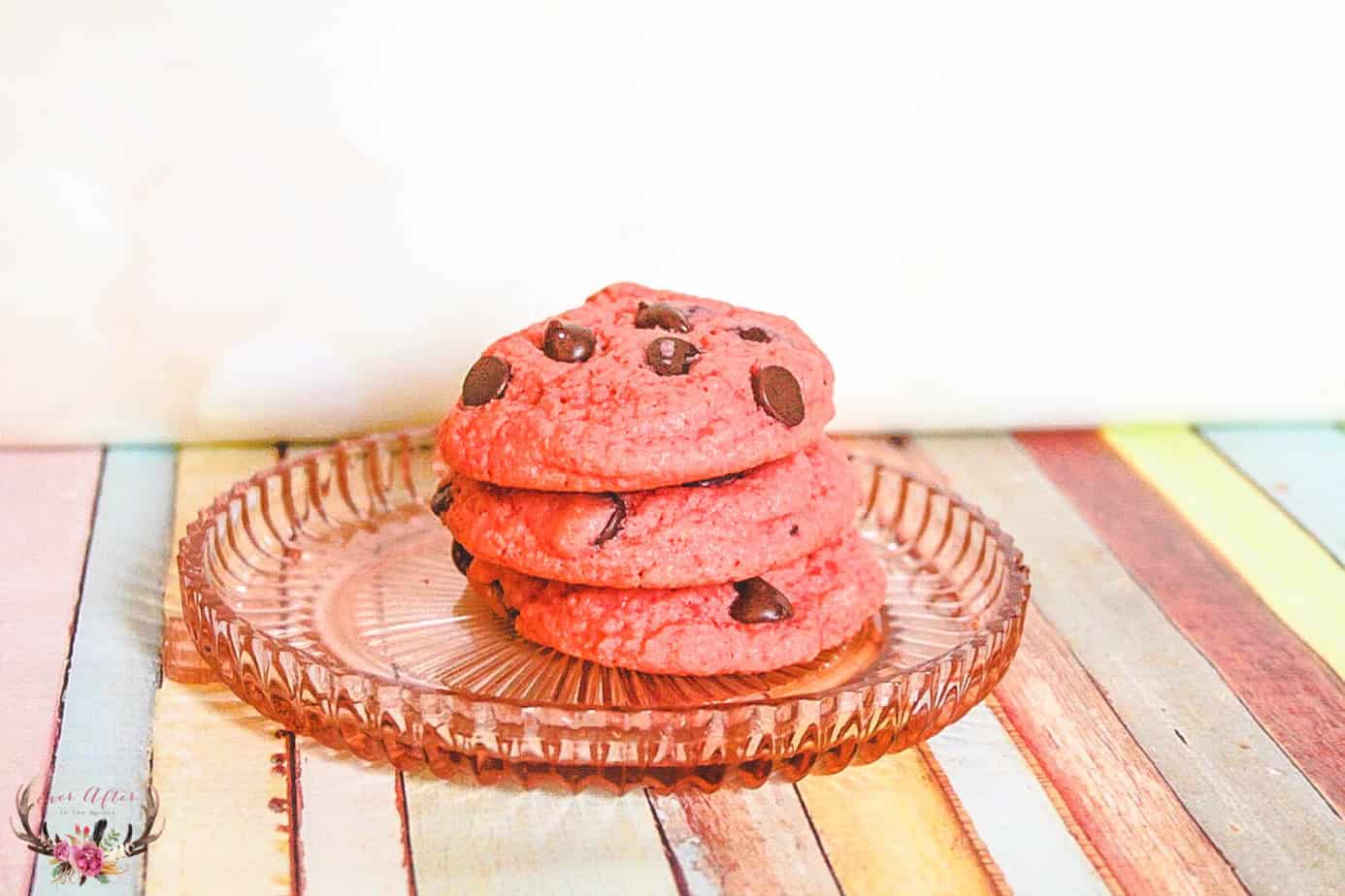 https://everafterinthewoods.com/wp-content/uploads/pink-chocolate-chip-cookies.jpg