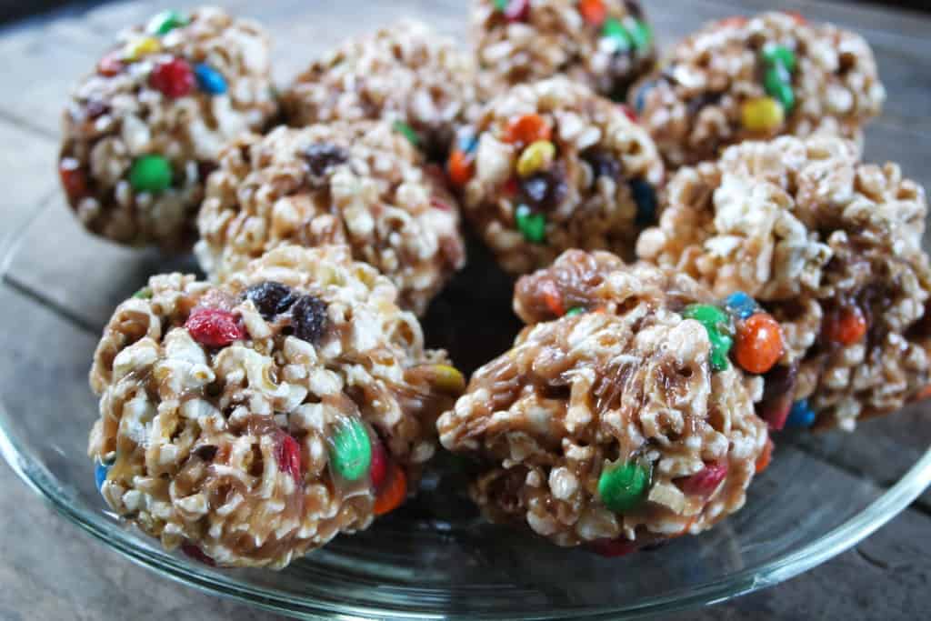 popcorn-balls-from-scratch