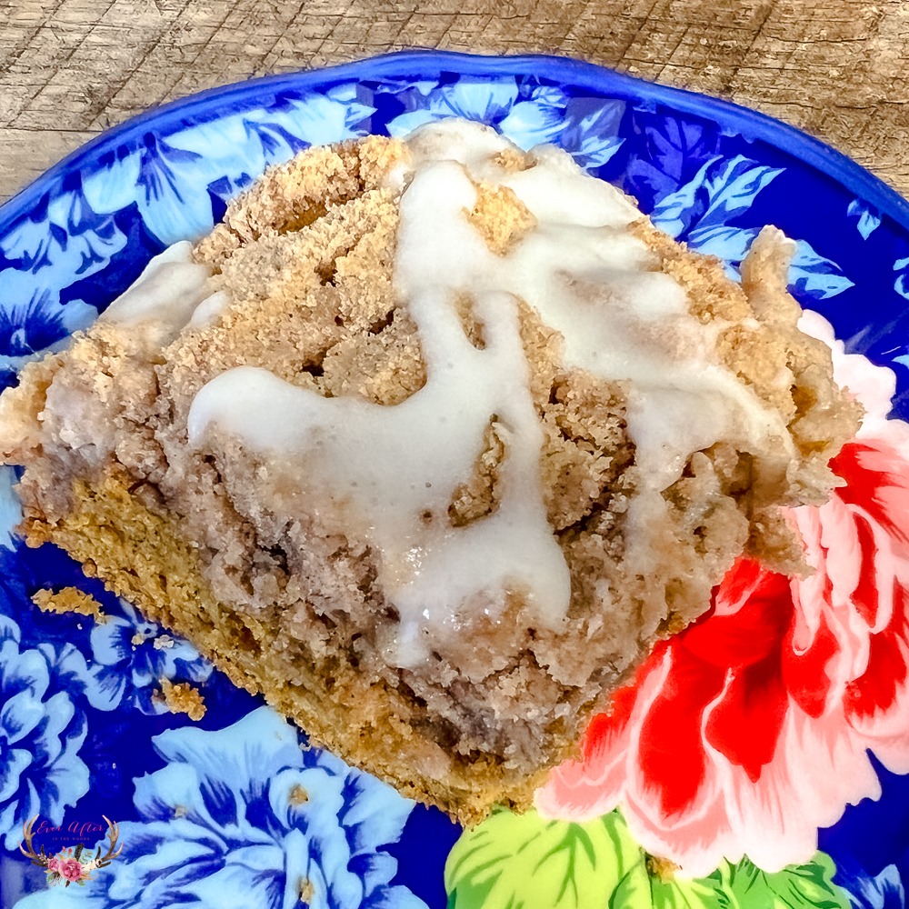 pumpkin cake with crumb topping