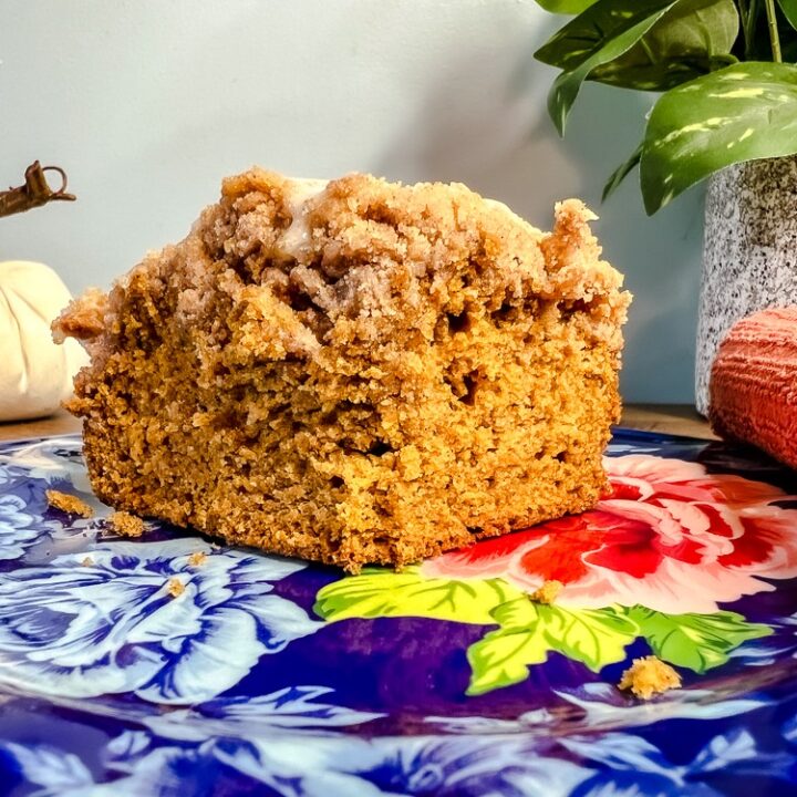 Pumpkin Cake with Crumb Topping