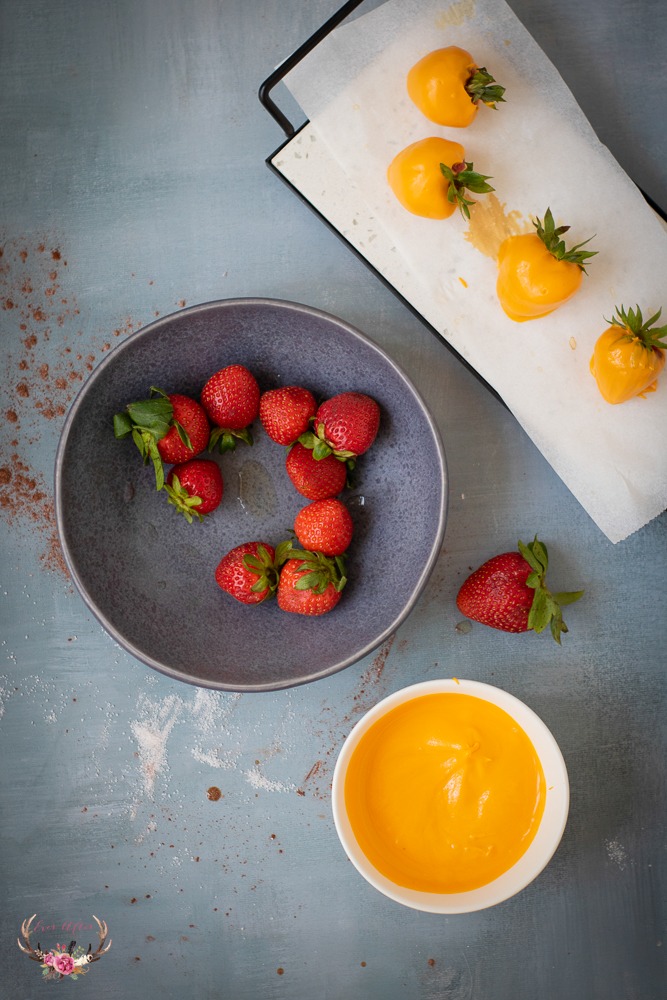 chocolate strawberry pumpkins