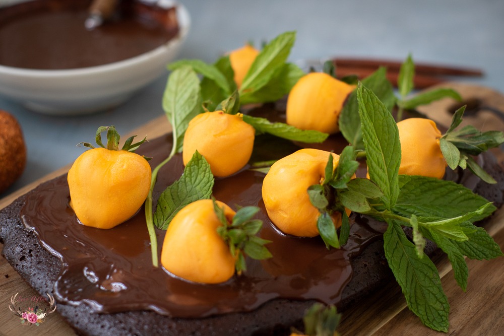 chocolate strawberry pumpkins