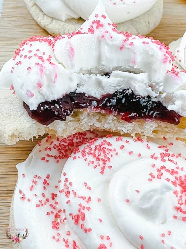 How to Make Raspberry Marshmallow Cookies Ever After in the Woods