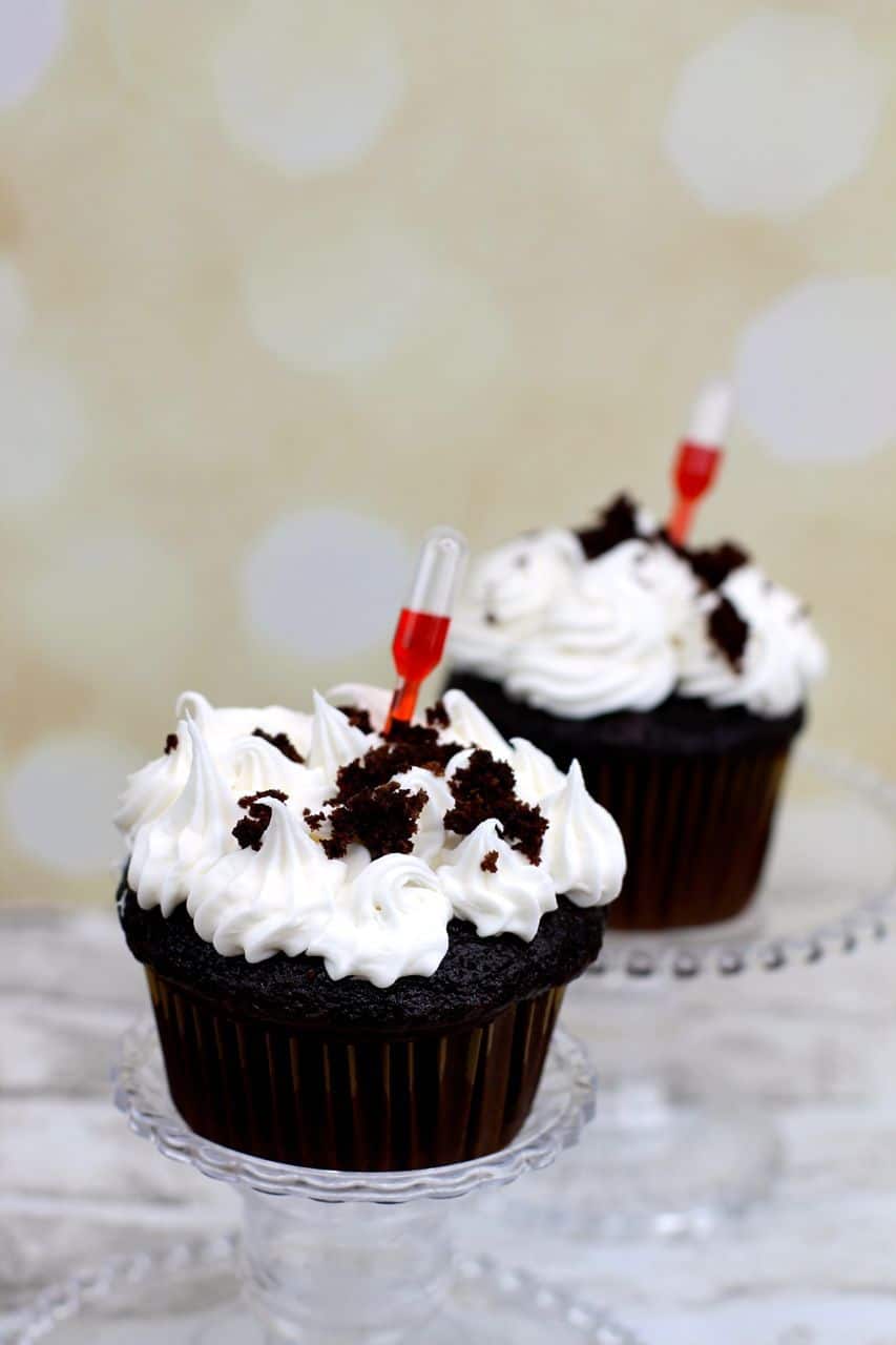 easy delicious ,oist red velvet cupcake with syrup