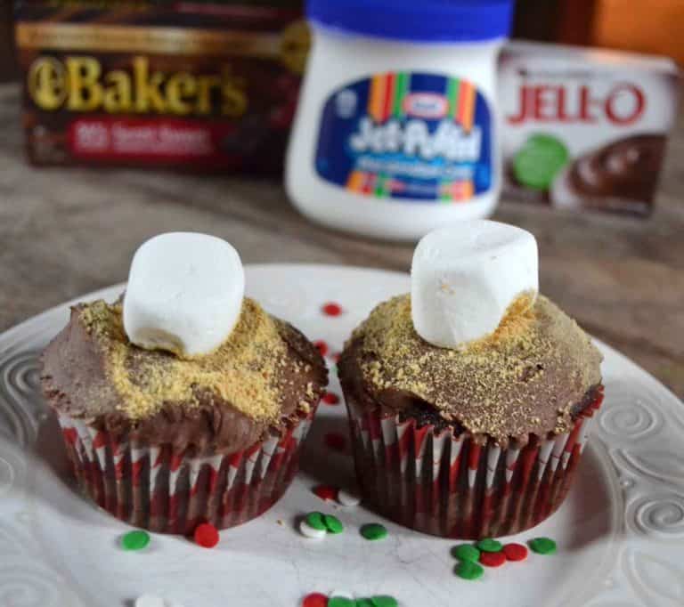 Easy Holiday S’more Cupcake