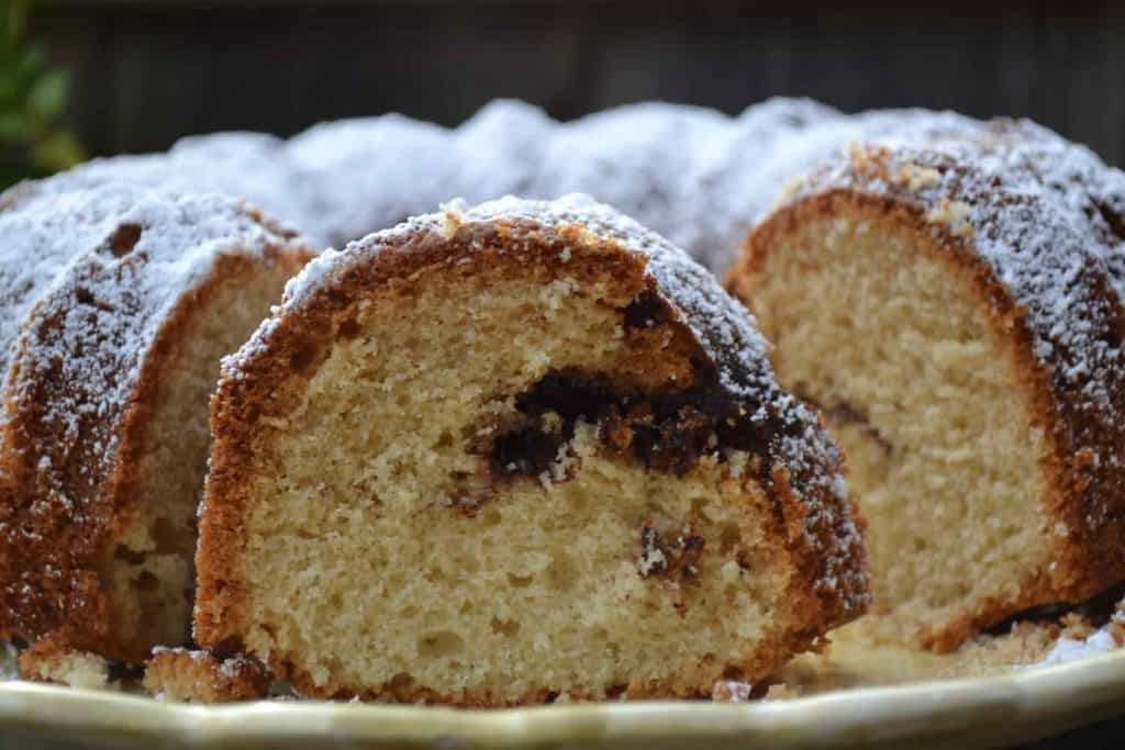 sour-cream-coffee-cake-cinnamin-filling