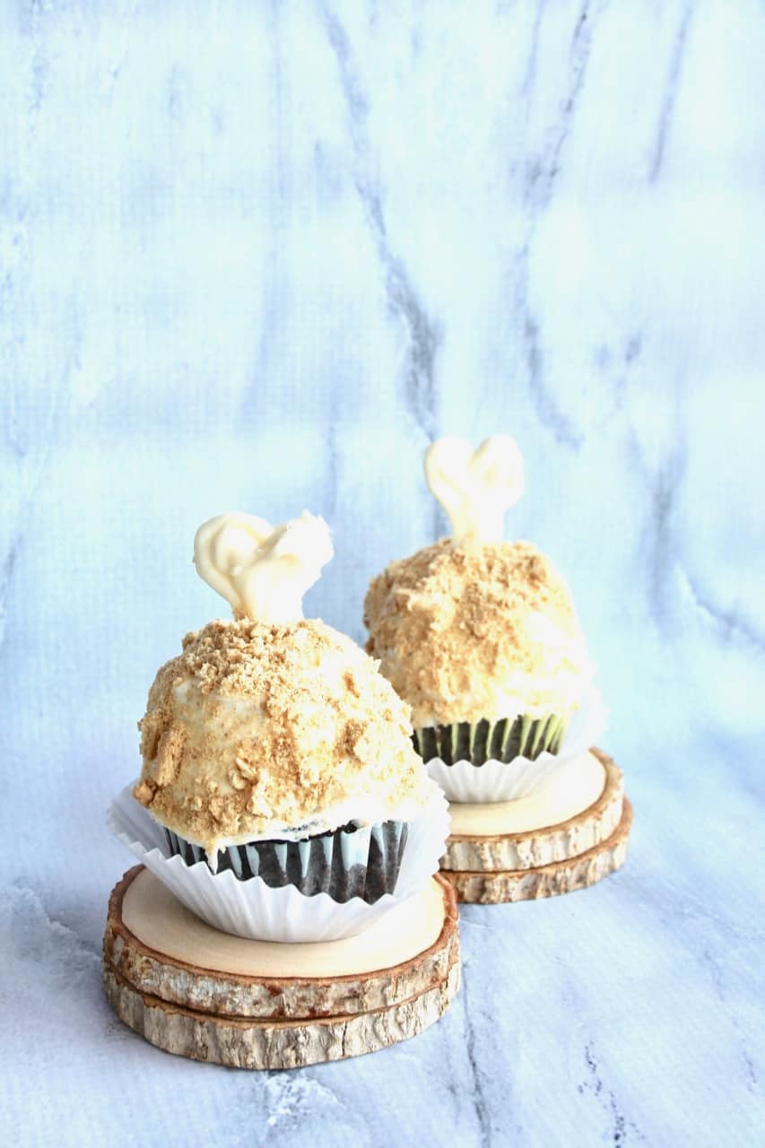 cute cupcakes for thanksgiving friendsgiving dessert