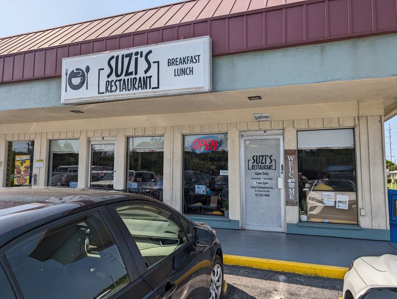 Suzi's Restaurant - Largo