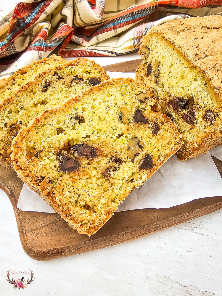 zucchini bread with nuts