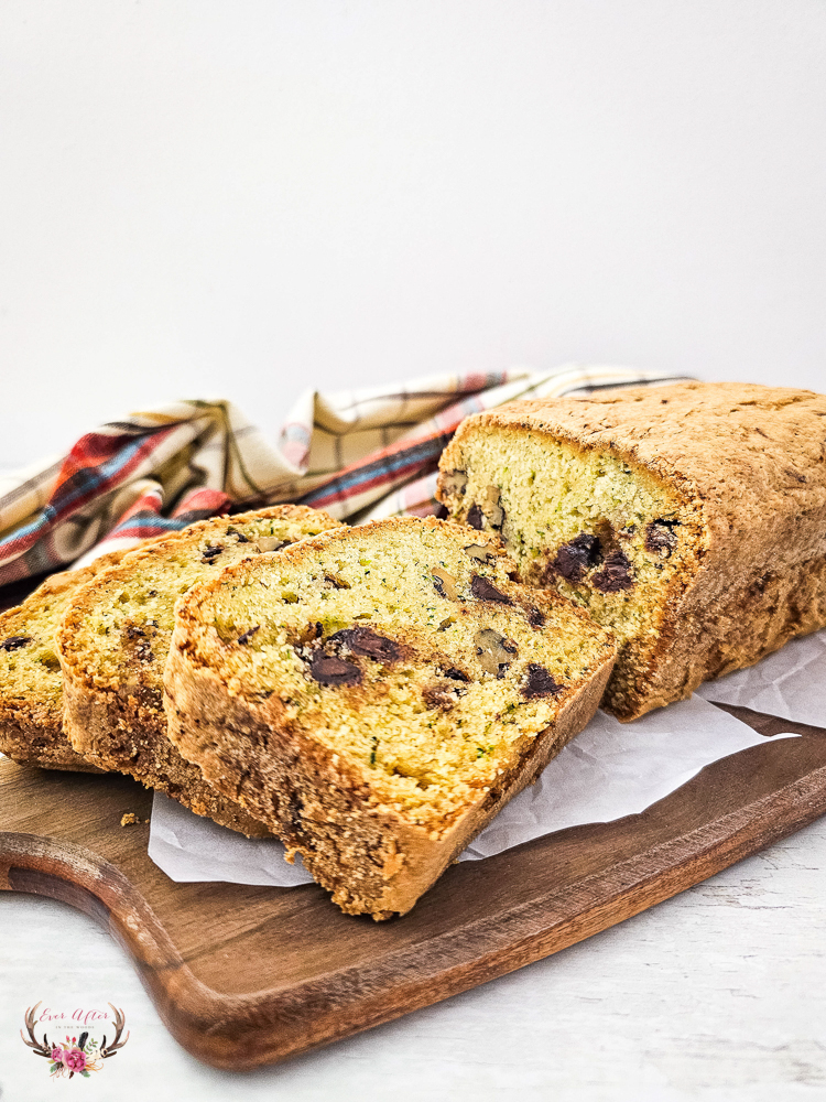zucchini bread with nuts
